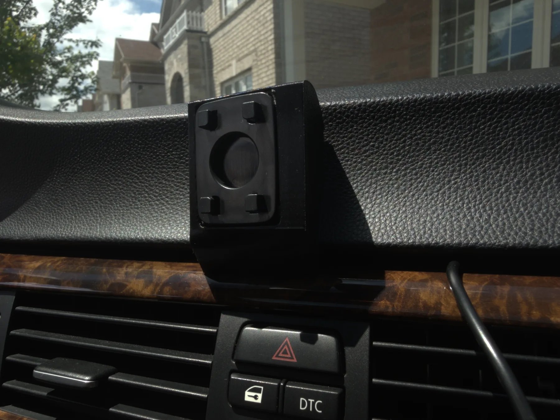 Third original E90 dashboard capture